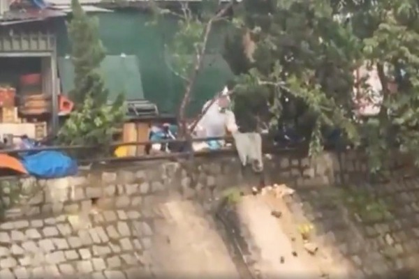 Lâm Đồng: Xử lý người đổ 20 túi rác thẳng xuống suối Cam Ly – Đà Lạt